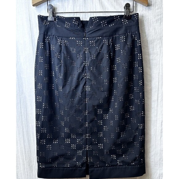 VDP Collection Black Floral Eyelet Cotton Rhinestones Pencil Midi Skirt Sz 6/42 - Picture 5 of 16